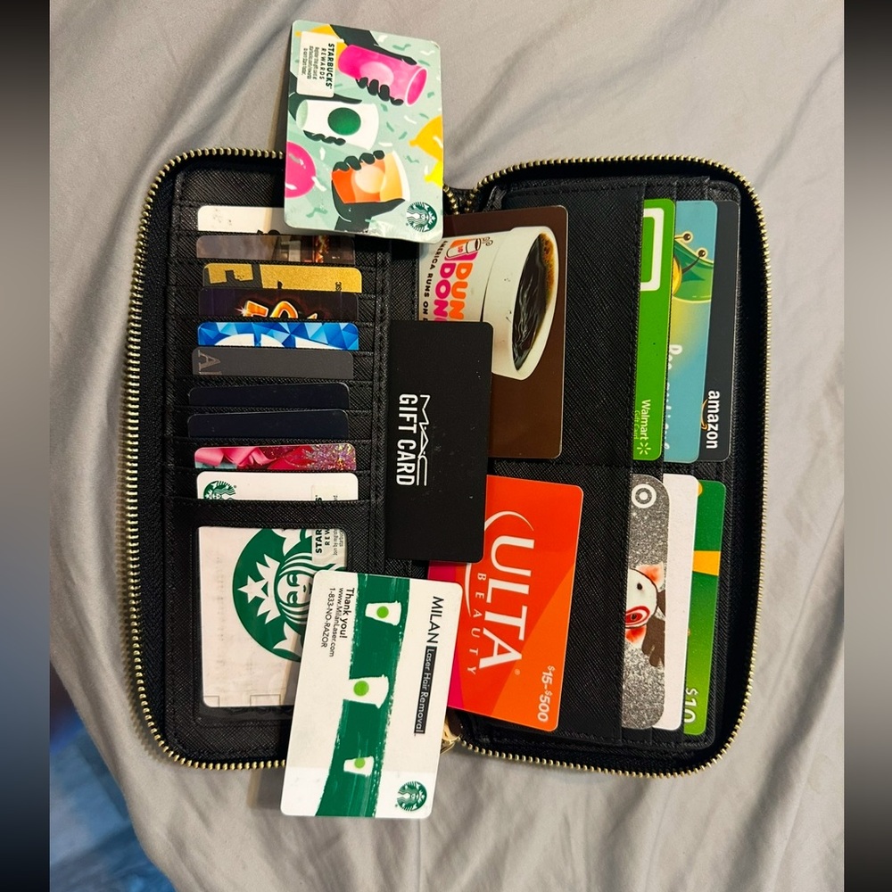Mk wallet with gift cards